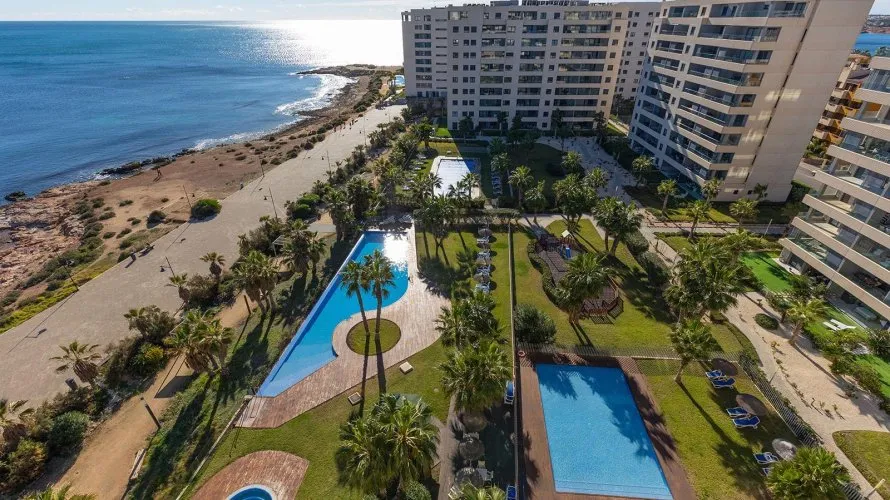 3 bedrooms penthouse for sale, Torrevieja, Spain No. 2293 № 15