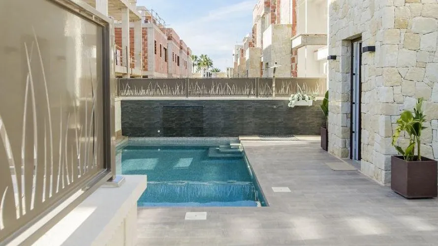 3 bedrooms villa for sale, Ciudad Quesada, Spain No. 1609 № 24