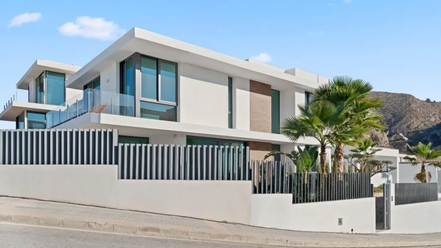 4 bedrooms villa for sale, Benidorm, Spain No. 2403 № 1