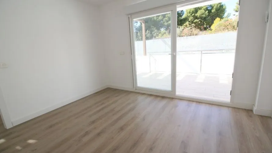 4 bedrooms apartment for sale, La Torre, Spain No. 1661 № 8