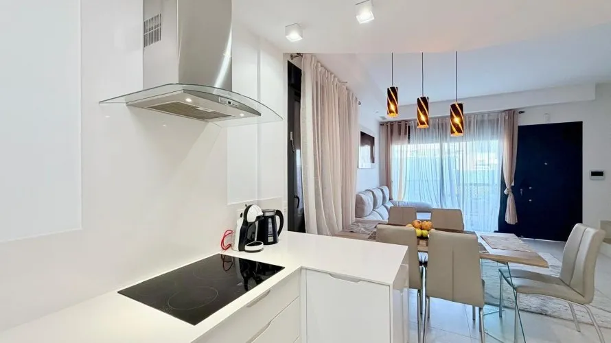 3 bedrooms apartment for sale, La Florida, Spain No. 2309 № 12