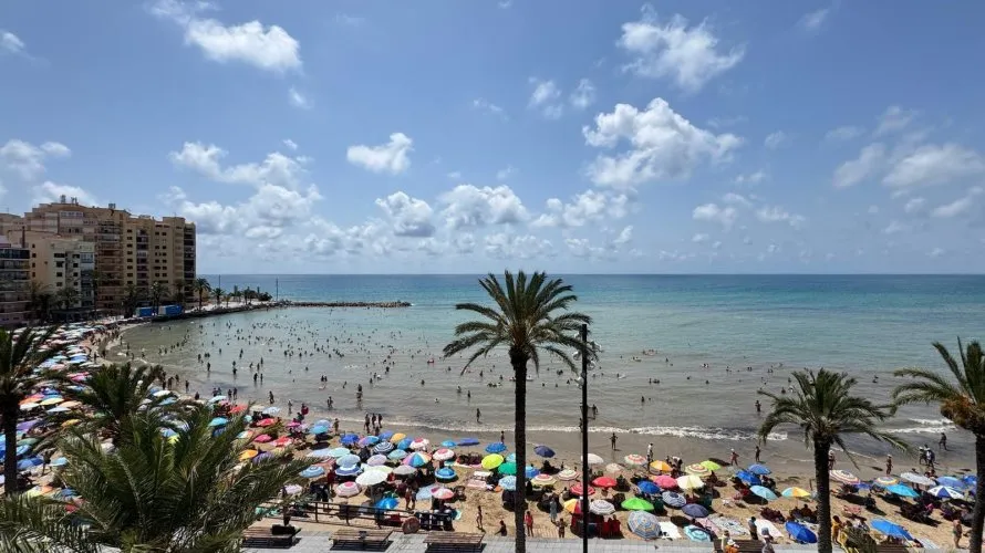 3 bedrooms apartment for sale, Torrevieja, Spain No. 2636 № 12