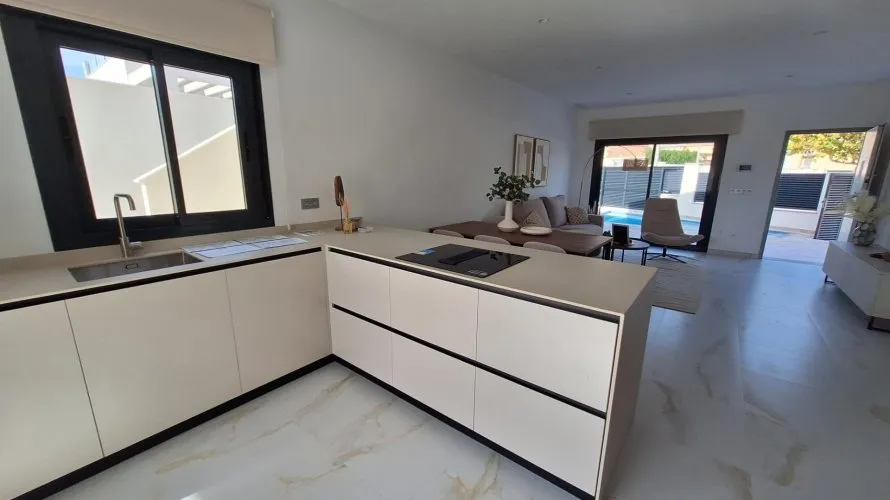 3 bedrooms villa for sale, Pinar De Campoverde, Spain No. 1527 № 14