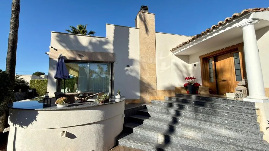 6 bedrooms villa for sale, Benidorm, Spain No. 1579 № 20