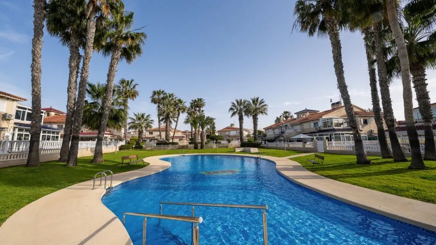 62m² apartment for sale, Alicante, Spain No. 2344 № 11