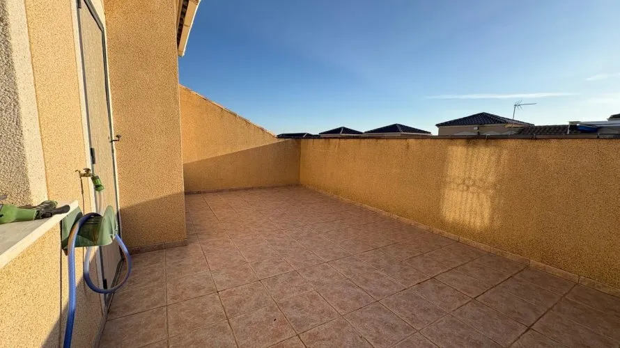 3 bedrooms house for sale, La Florida, Spain No. 1562 № 17