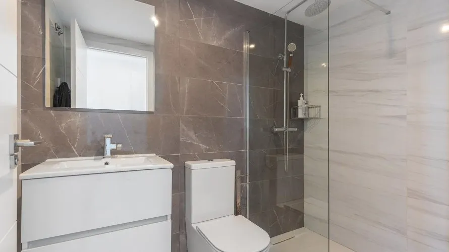 2 bedrooms apartment for sale, Torrevieja, Spain No. 2606 № 8