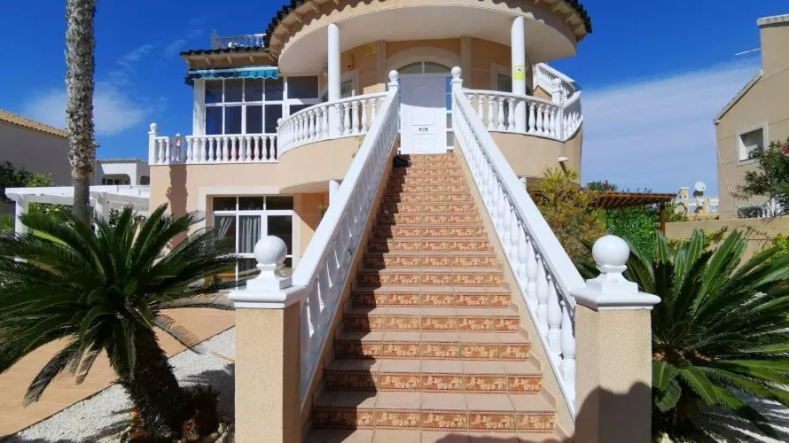 256m² apartment for sale, La Florida, Spain No. 2029 № 5