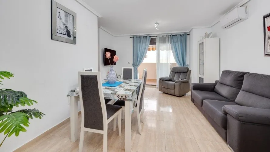 2 bedrooms apartment for sale, Torrevieja, Spain No. 2671 № 21