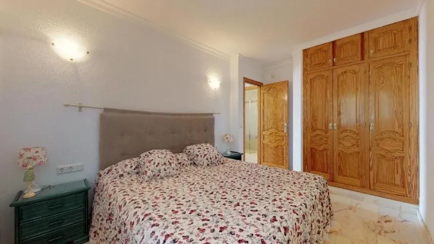 7 bedrooms villa for sale, Maryvilla, Spain No. 1741 № 20