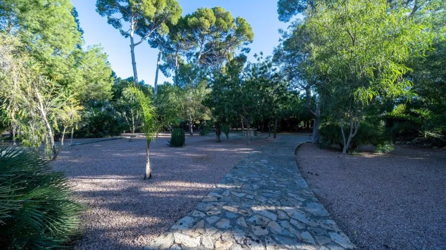 7 bedrooms house for sale, Mutxamel, Spain No. 2006