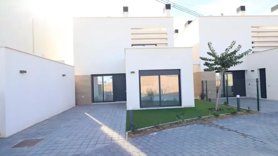3 bedrooms apartment for sale, Los Alcazares, Spain No. 2002 № 21