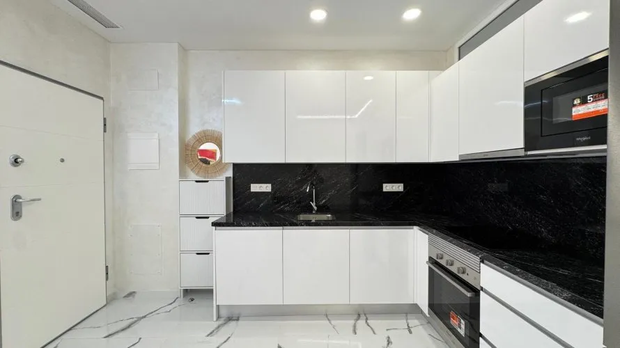 2 bedrooms apartment for sale, Torrevieja, Spain No. 2690 № 6