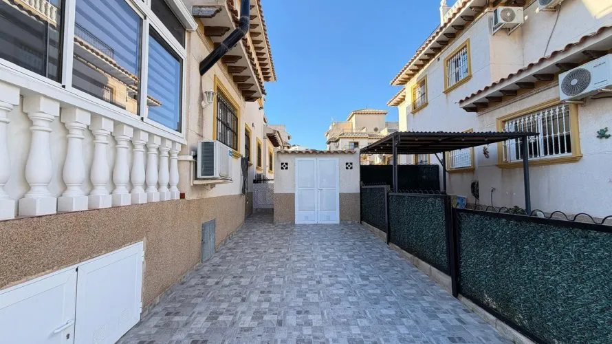 2 bedrooms house for sale, Campoamor, Spain No. 2258 № 6