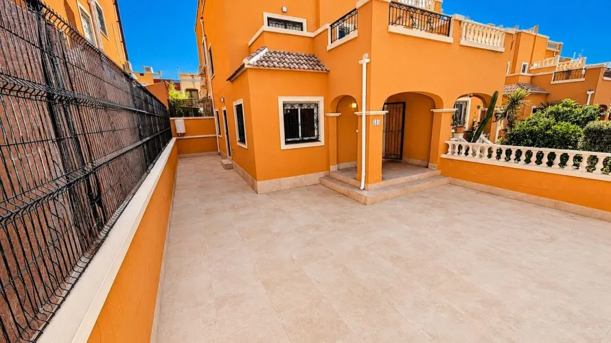 95m² apartment for sale, La Florida, Spain No. 2466 № 18
