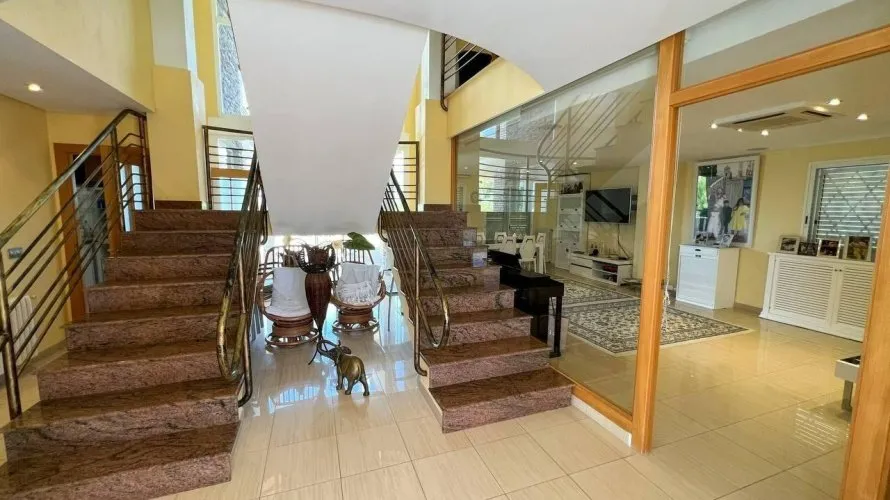 4 bedrooms apartment for sale, Manises, Spain No. 2482 № 26