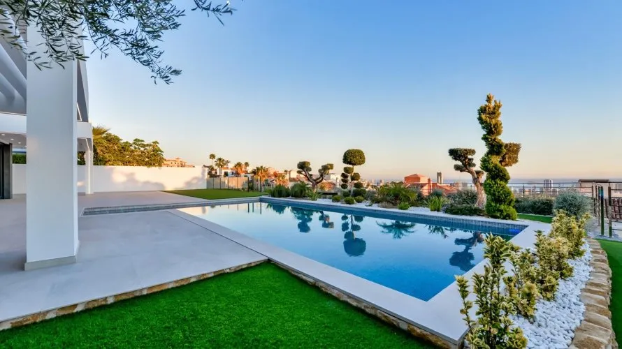 7 bedrooms villa for sale, Finestrat, Spain No. 2052 № 2