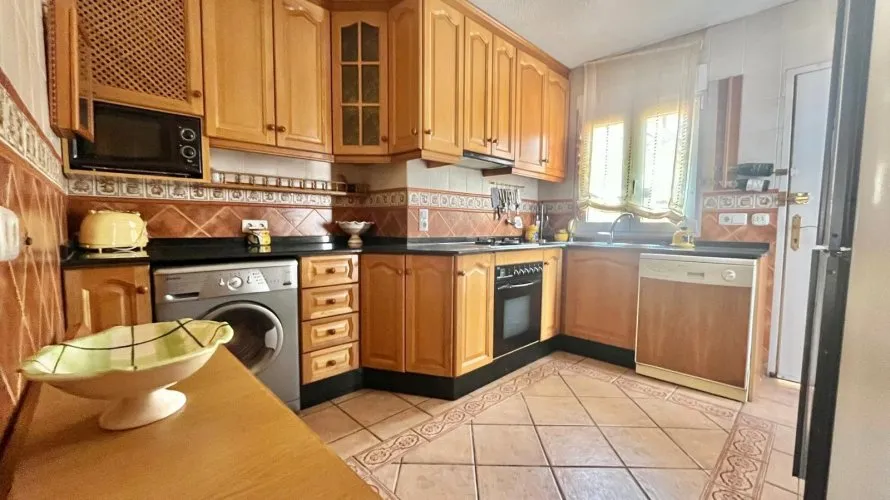 2 bedrooms apartment for sale, Torrevieja, Spain No. 2327 № 12
