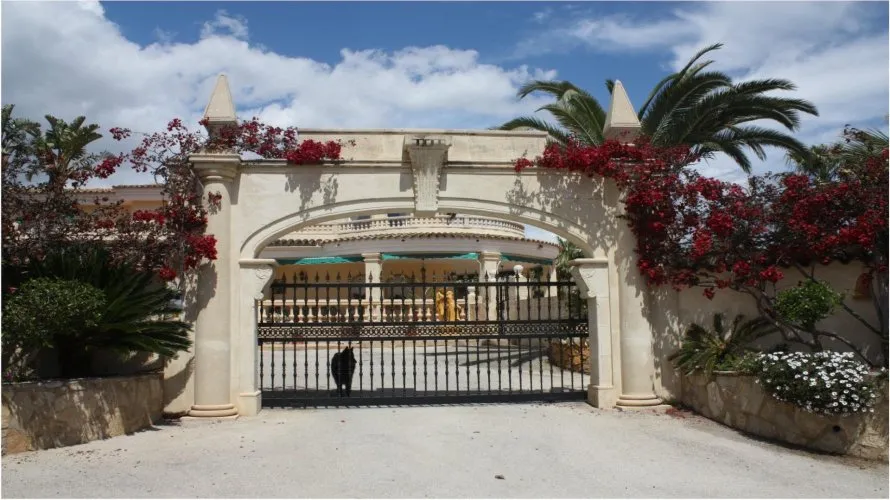 5 bedrooms villa for sale, L'Alfàs del Pi, Spain No. 1829 № 4