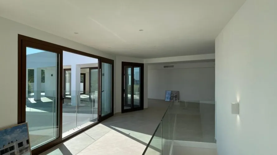 4 bedrooms villa for sale, Altea, Spain No. 1628 № 1