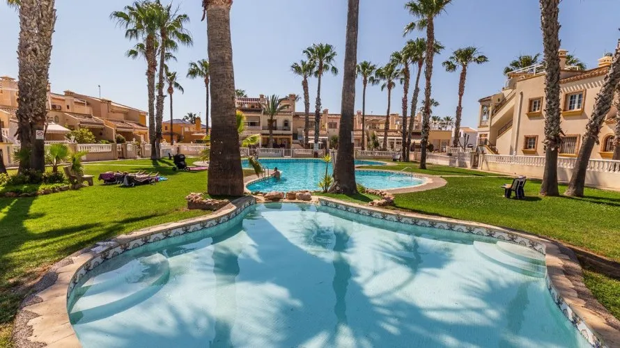 73m² apartment for sale, Playa Flamenca II, Spain No. 2375 № 2