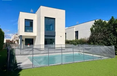 3 bedrooms villa for sale, Betera, Spain No. 2608