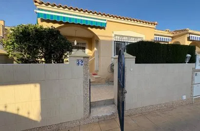 3 bedrooms house for sale, La Florida, Spain No. 1562