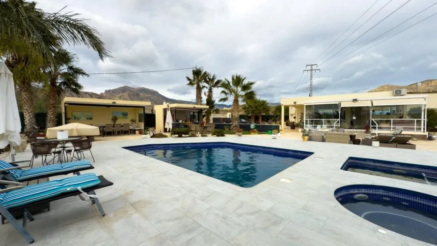 5 bedrooms apartment for sale, Jijona, Spain No. 2538 № 28