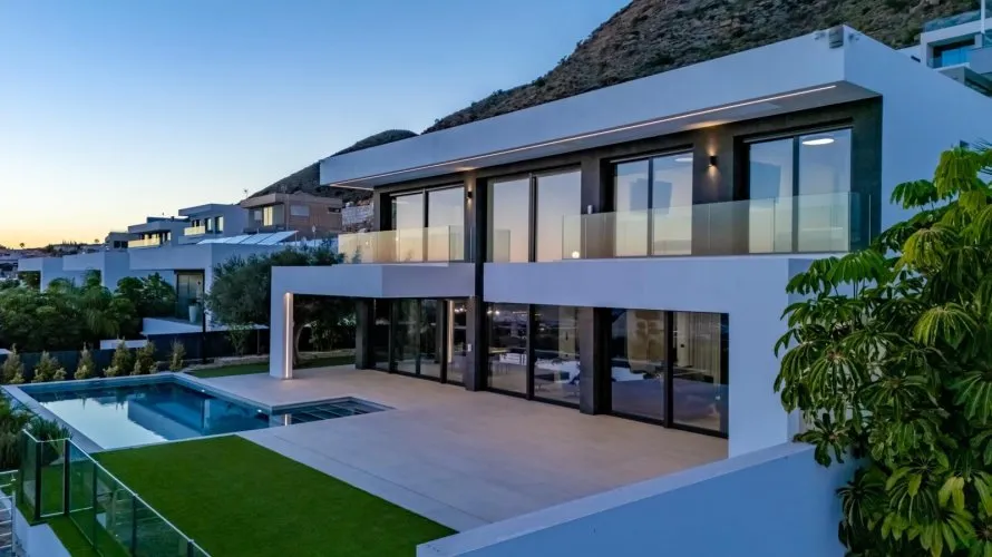 7 bedrooms villa for sale, Finestrat, Spain No. 2052 № 28