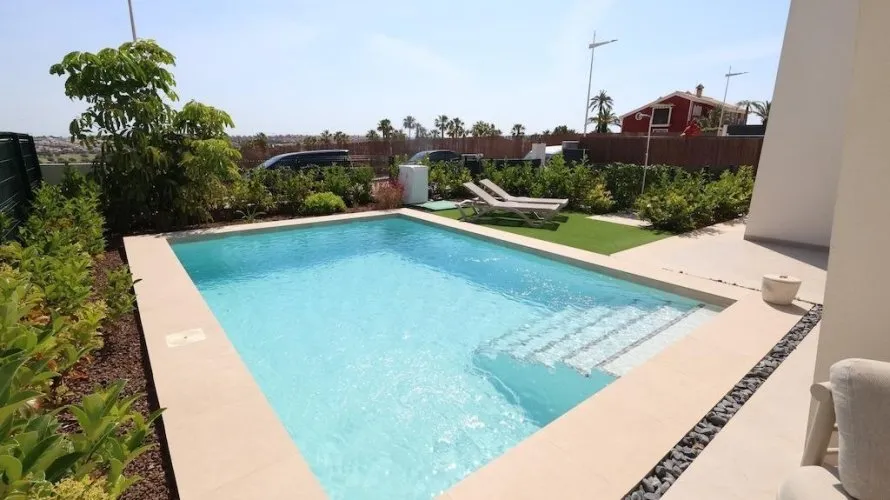 3 bedrooms villa for sale, Algorfa, Spain No. 2680 № 16