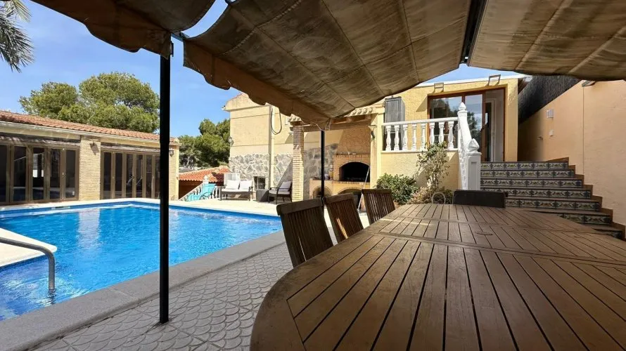 4 bedrooms apartment for sale, Torrevieja, Spain No. 2383 № 27