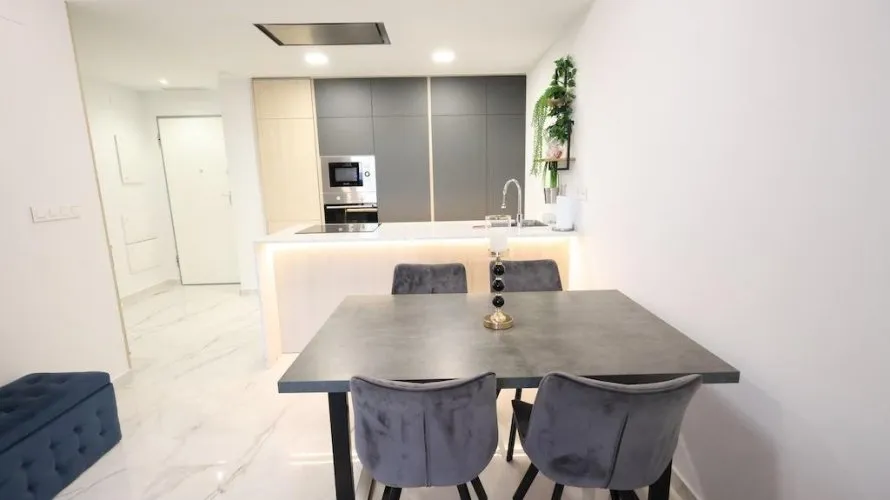 2 bedrooms apartment for sale, Torrevieja, Spain No. 2596 № 16