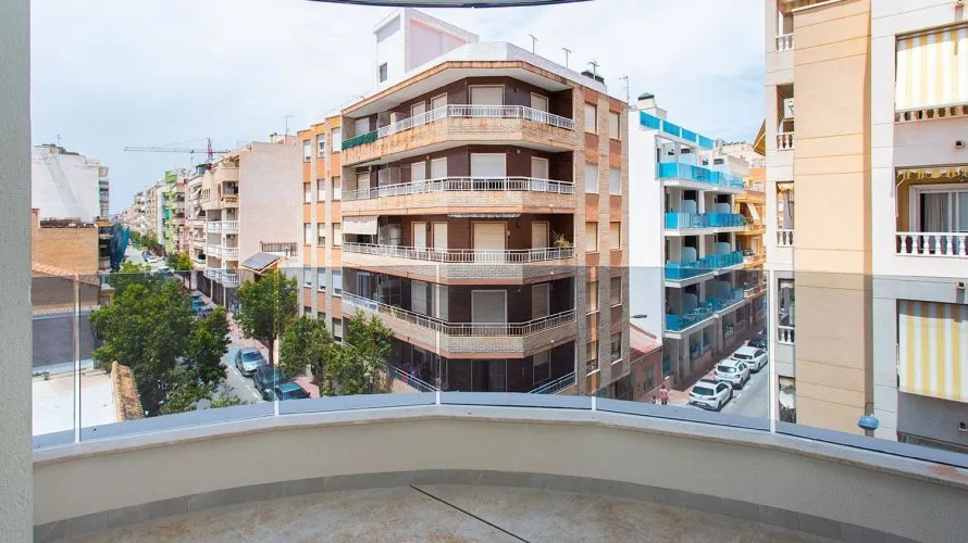 88m² apartment for sale, Torrevieja, Spain No. 2343