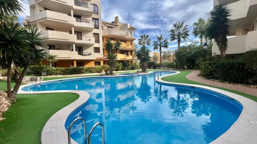 2 bedrooms bungalow for sale, Torrevieja, Spain No. 2254 № 2