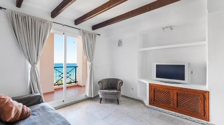 2 bedrooms apartment for sale, Torrevieja, Spain No. 2357 № 5