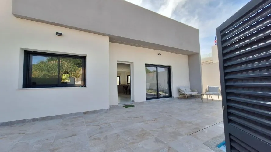 3 bedrooms villa for sale, Pinar De Campoverde, Spain No. 1527 № 27