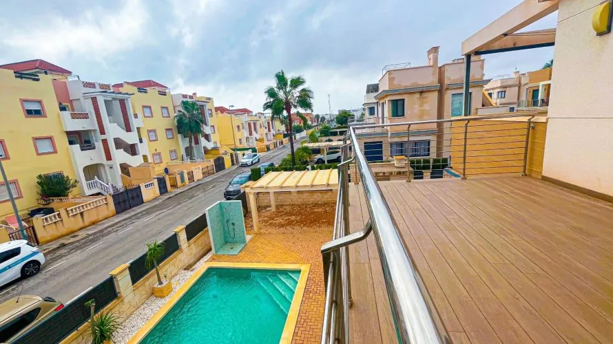5 bedrooms villa for sale, La Zenia, Spain No. 2527 № 16