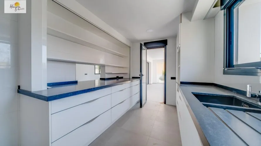 5 bedrooms villa for sale, Calpe, Spain No. 1790 № 17