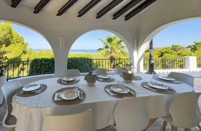 3 bedrooms villa for sale, La Nucia, Spain No. 2613