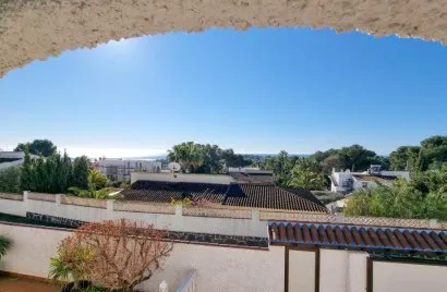 6 bedrooms villa for sale, Moraira, Spain No. 1853