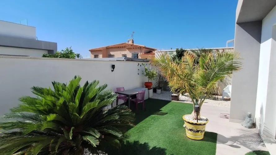 106m² villa for sale, Torrevieja, Spain No. 2517 № 18