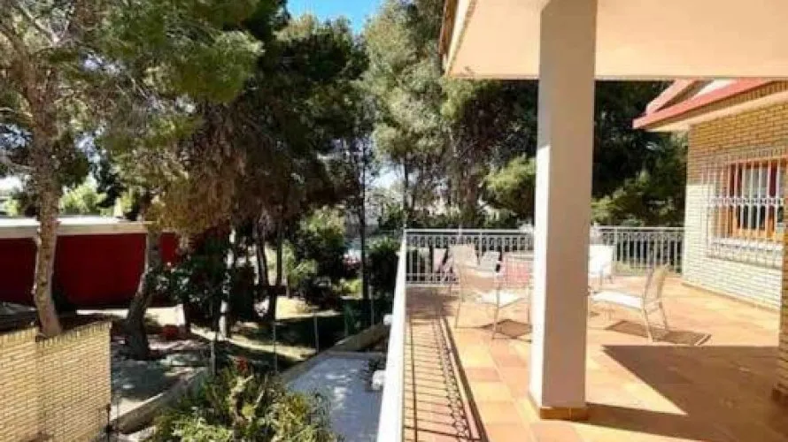 4 bedrooms villa for sale, Campoamor, Spain No. 1929 № 5