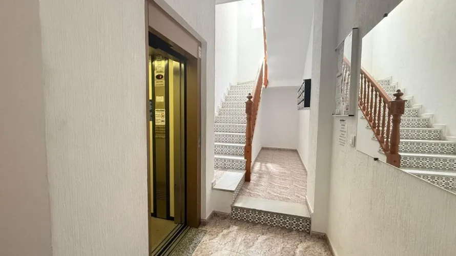 2 bedrooms penthouse for sale, Torrevieja, Spain No. 2441 № 2