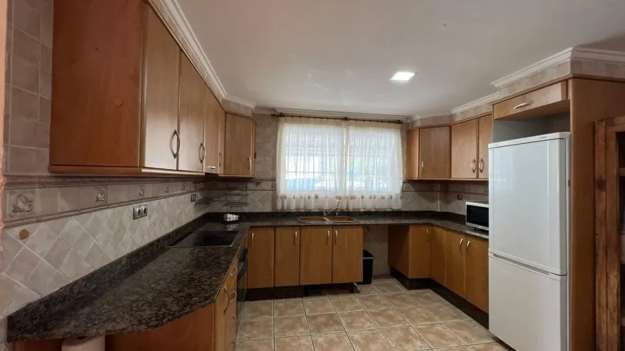 170m² apartment for sale, Godelleta, Spain No. 2490 № 13