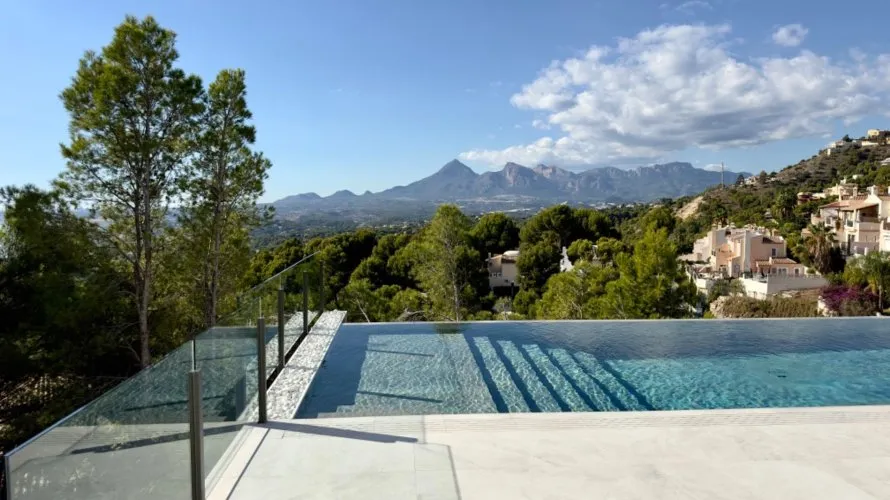 5 bedrooms villa for sale, Zona Altea Hills, Spain No. 1476 № 3