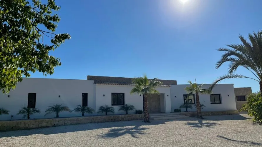 4 bedrooms villa for sale, Altea, Spain No. 1628 № 14