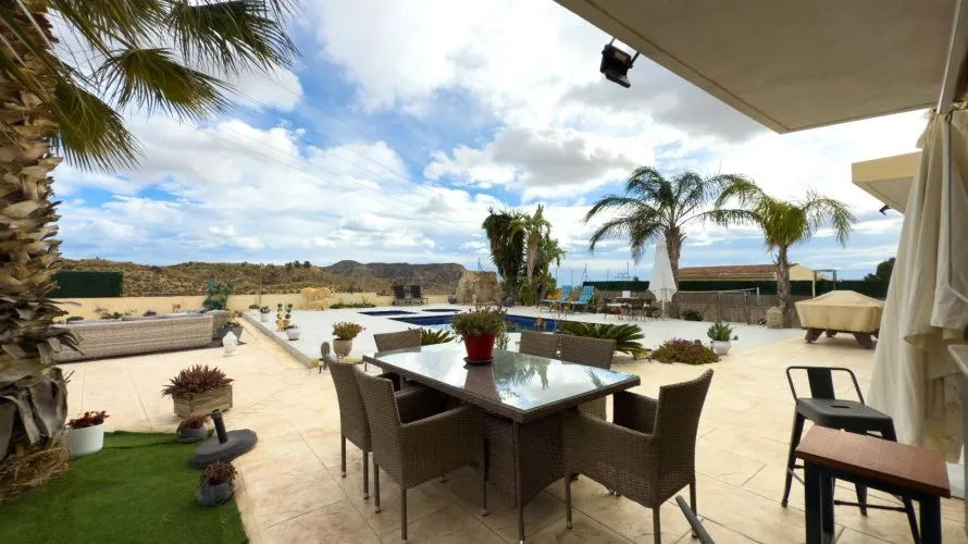 5 bedrooms apartment for sale, Jijona, Spain No. 2538 № 13