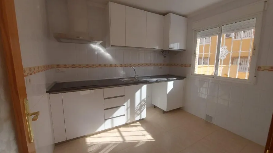 3 bedrooms house for sale, Rojales, Spain No. 2249 № 8