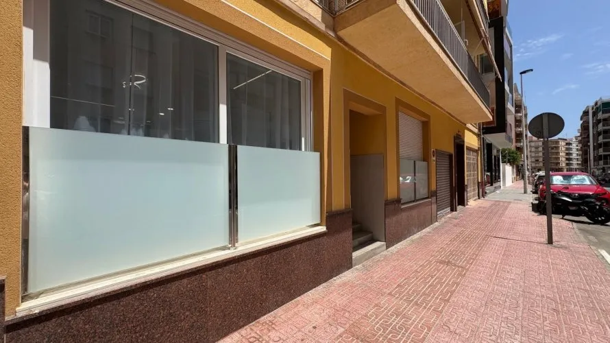 2 bedrooms apartment for sale, Torrevieja, Spain No. 2688