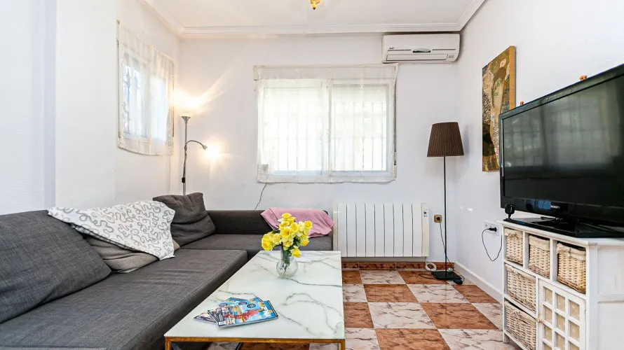 74m² apartment for sale, Playa Flamenca II, Spain No. 2360 № 7